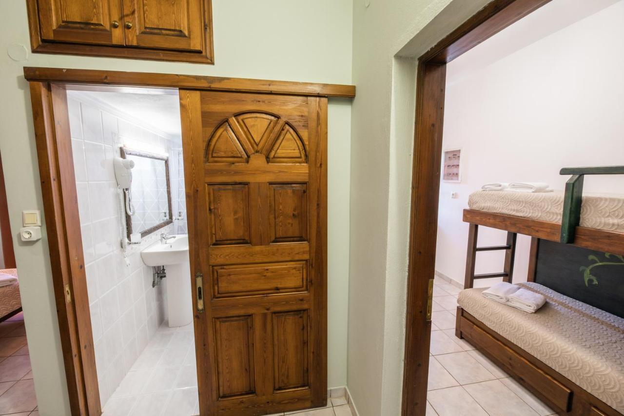 Villa Georgina B&B كاتاكولو المظهر الخارجي الصورة
