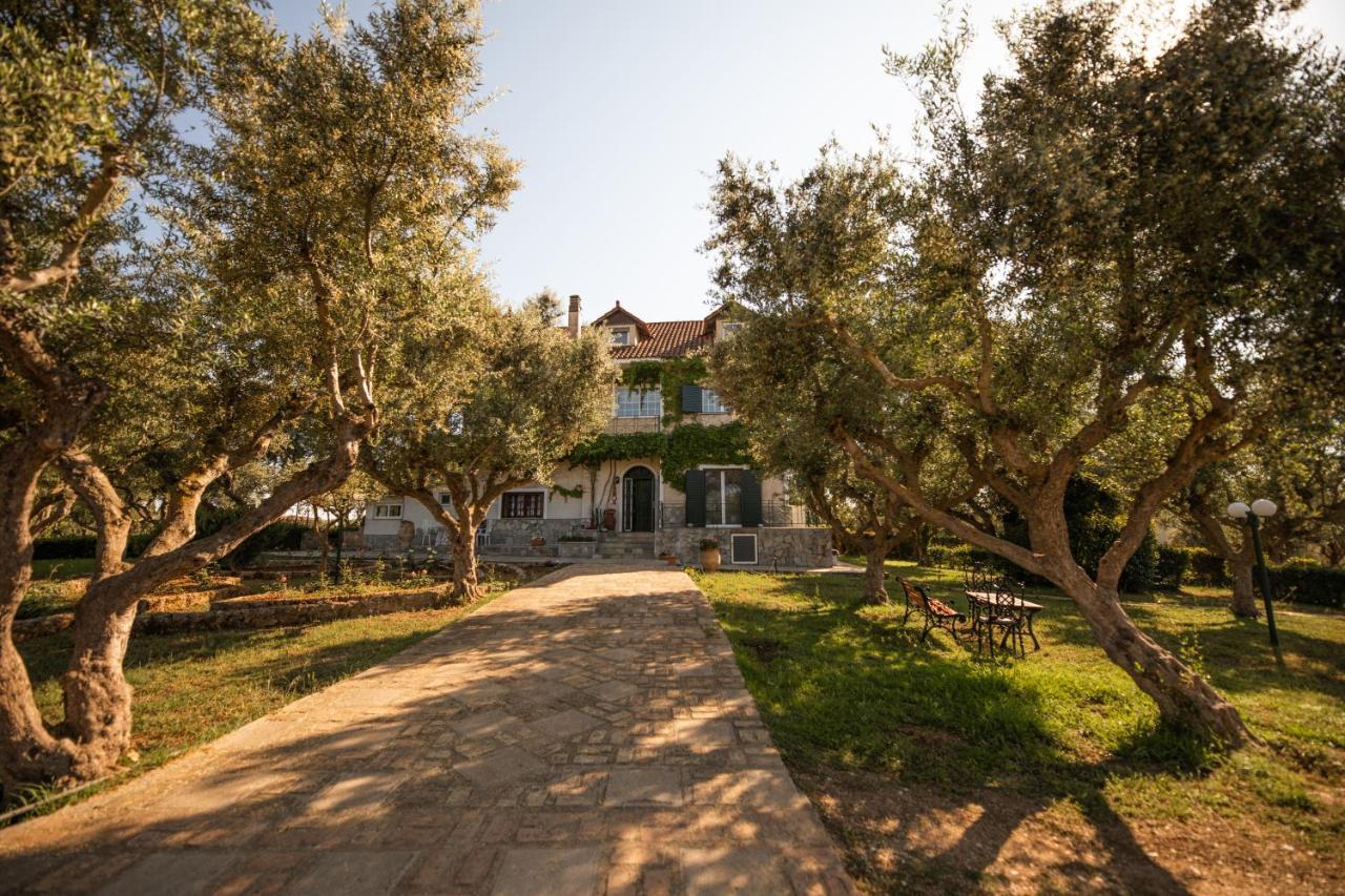 Villa Georgina B&B كاتاكولو المظهر الخارجي الصورة